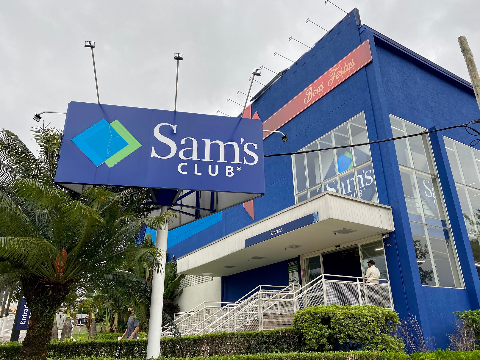 Sam's Club